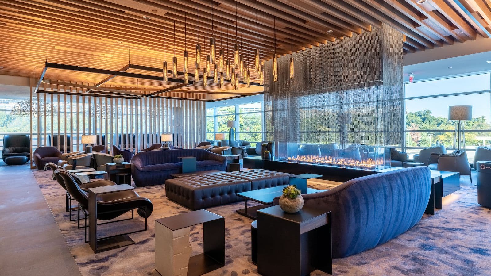 5 Exclusive Perks Only Found in Business Class Lounges